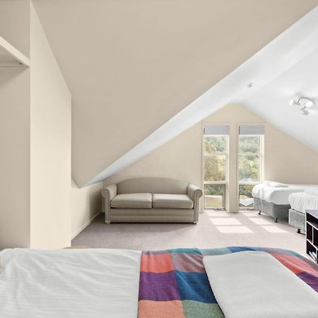 Village Green 2 Bedroom Loft Townhouse With Views Fireplace And Garage Parking ת'רדבו מראה חיצוני תמונה