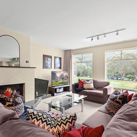 Village Green 2 Bedroom Loft Townhouse With Views Fireplace And Garage Parking ת'רדבו מראה חיצוני תמונה