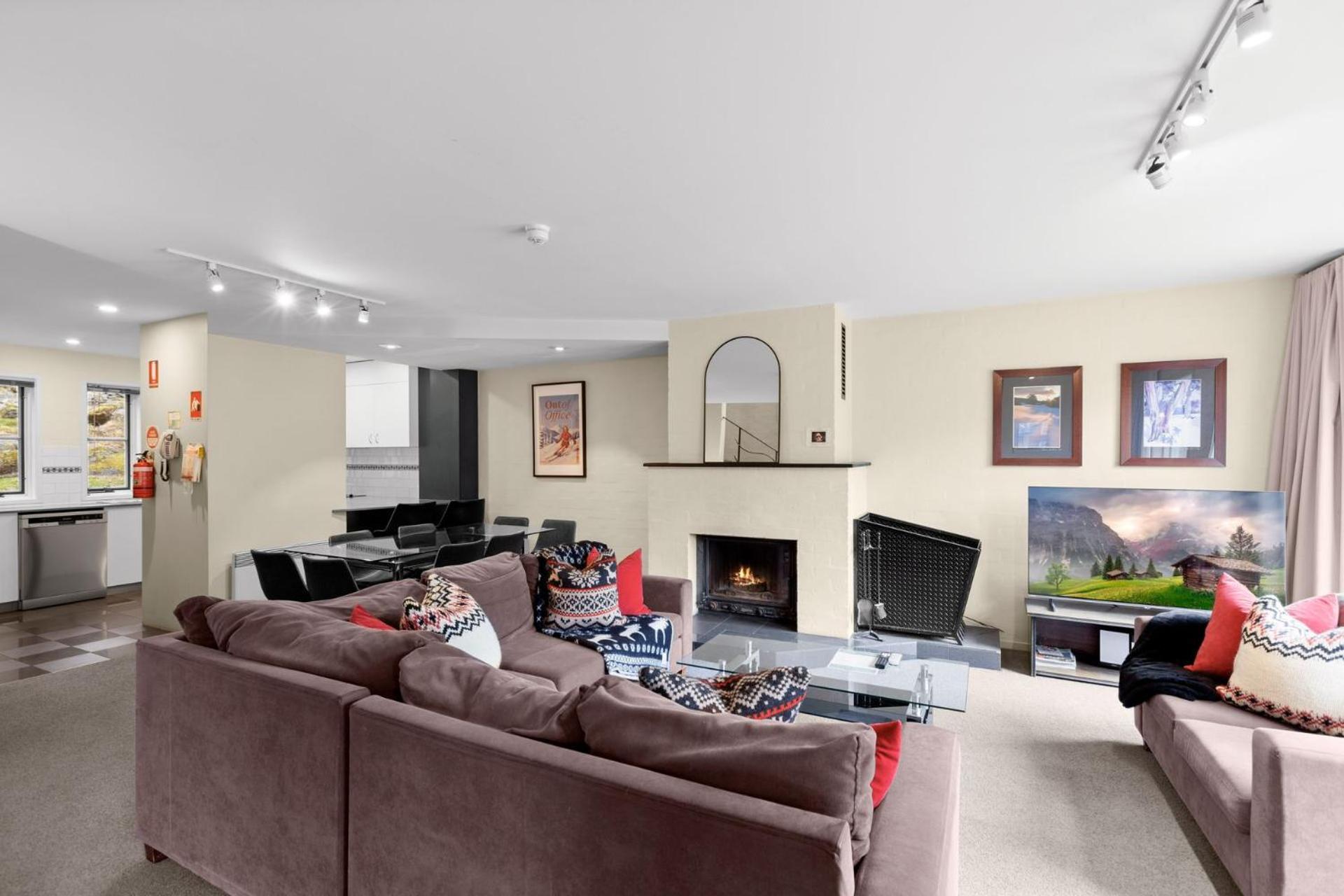 Village Green 2 Bedroom Loft Townhouse With Views Fireplace And Garage Parking ת'רדבו מראה חיצוני תמונה